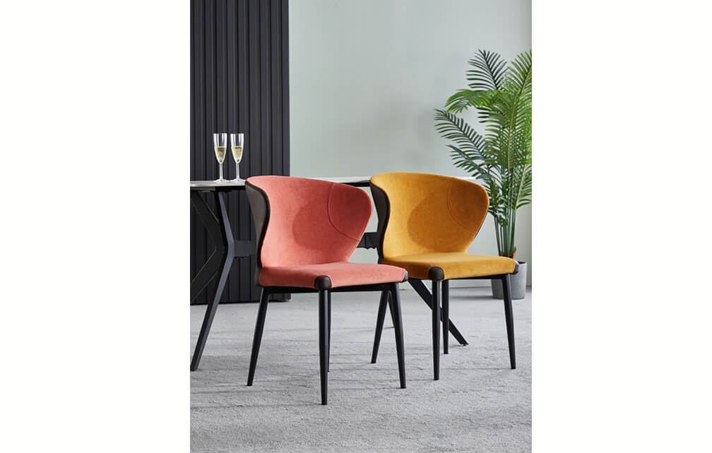 chair-Comfortable living room chairs