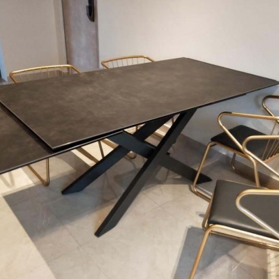 4 of our best extendable dining tables wholesale
